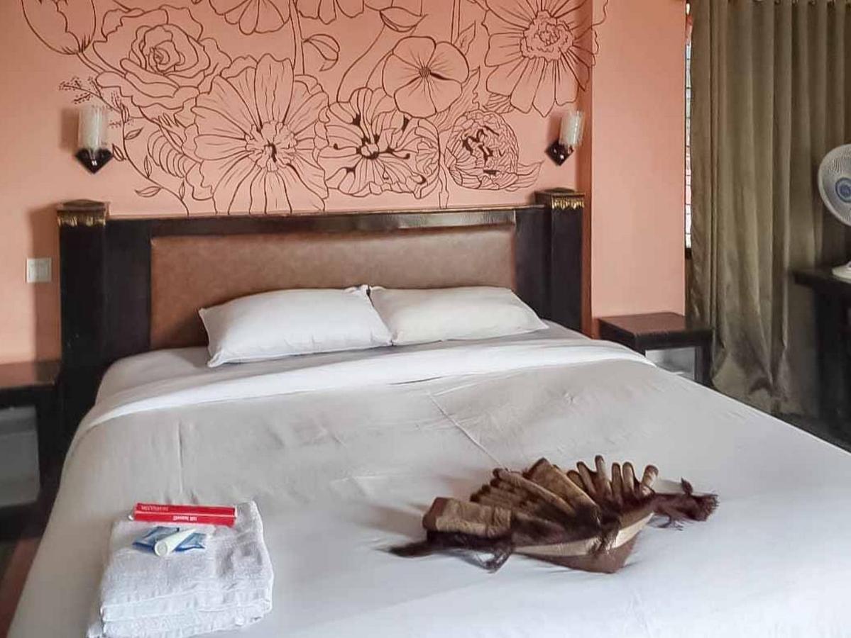 Hotel Ananda Syariah Redpartner Bukittinggi Kültér fotó