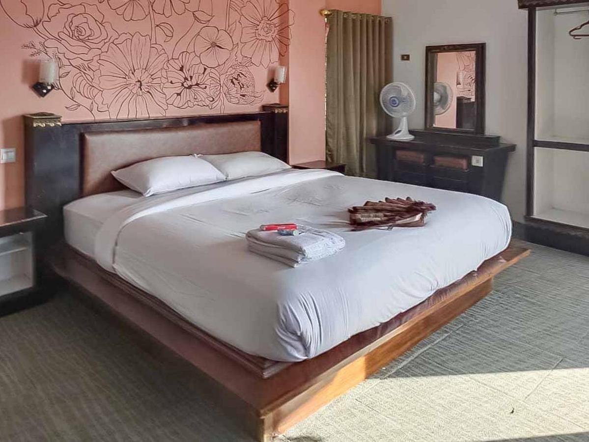 Hotel Ananda Syariah Redpartner Bukittinggi Kültér fotó